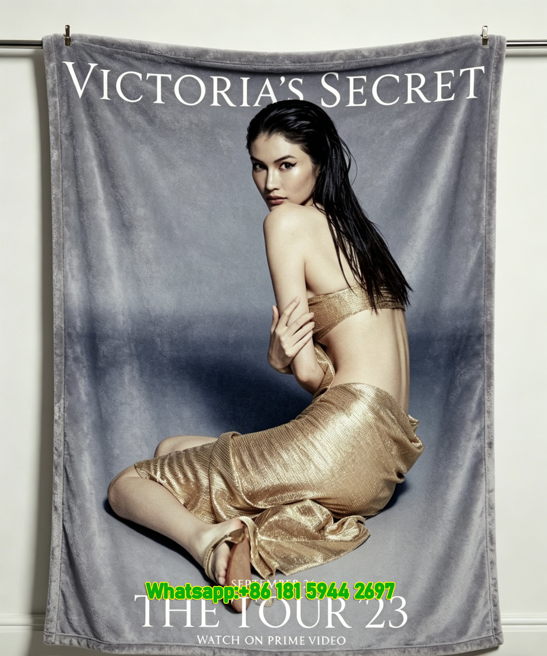 Victoria's Secret The Tour '23 Print Fleece Throw Blanket V088